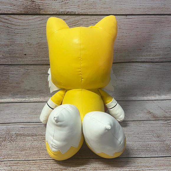 Kidrobot Sonic The Hedgehog Premium Pleather Tails Plush - Picture 2 of 5